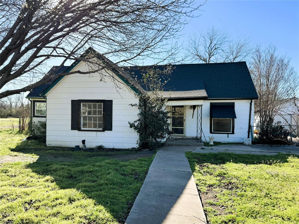 3229 Meadow Oaks Drive Property Photo