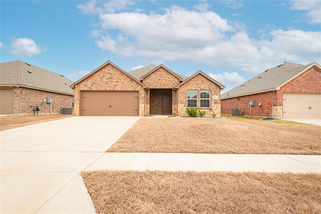 1611 Pioneer Meadow Property Photo