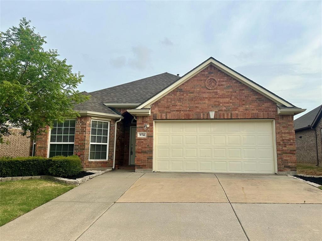 974 Woodrow Drive Property Photo