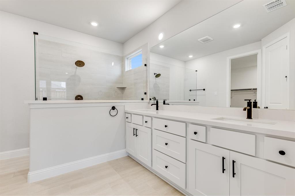 1801 Persimmon Place Property Photo