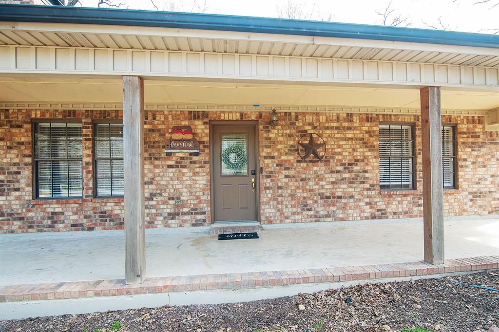 313 Comanche Drive Property Photo