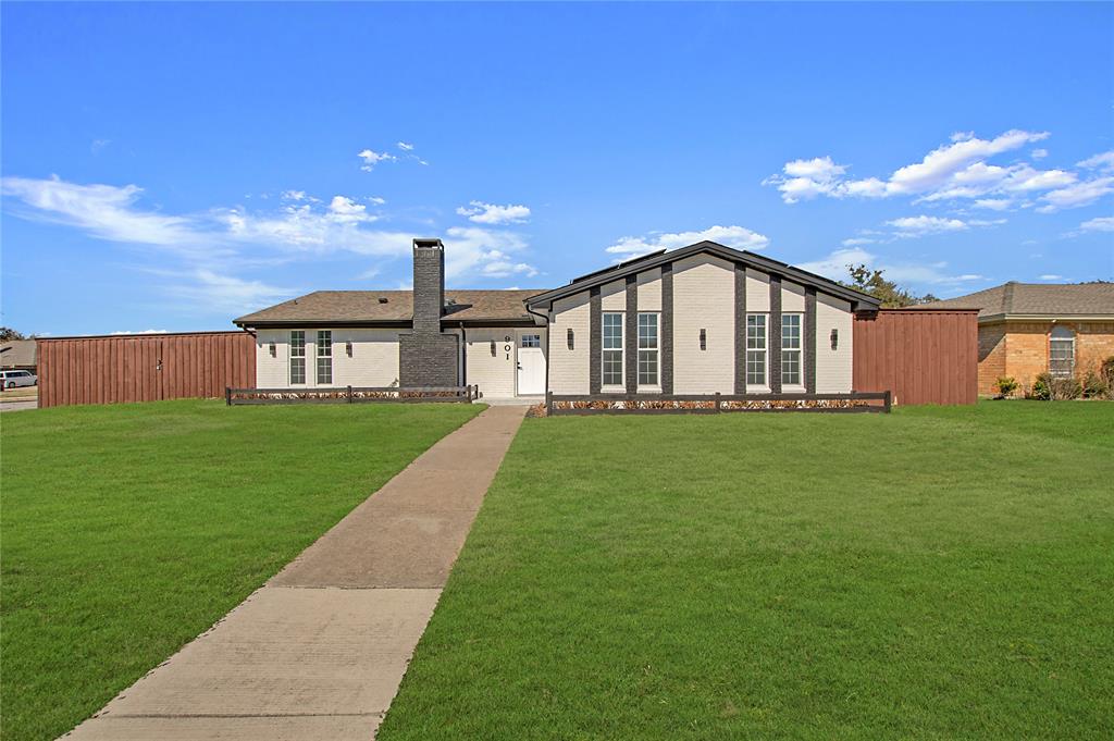 901 Cypress Drive Property Photo
