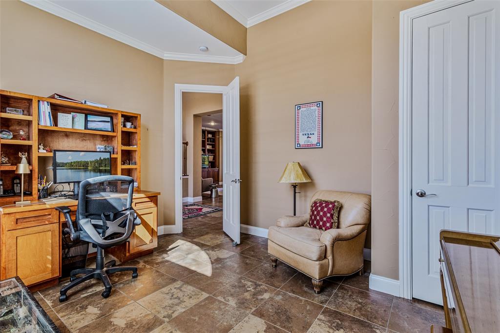 3010 Lakeside Drive Property Photo 11
