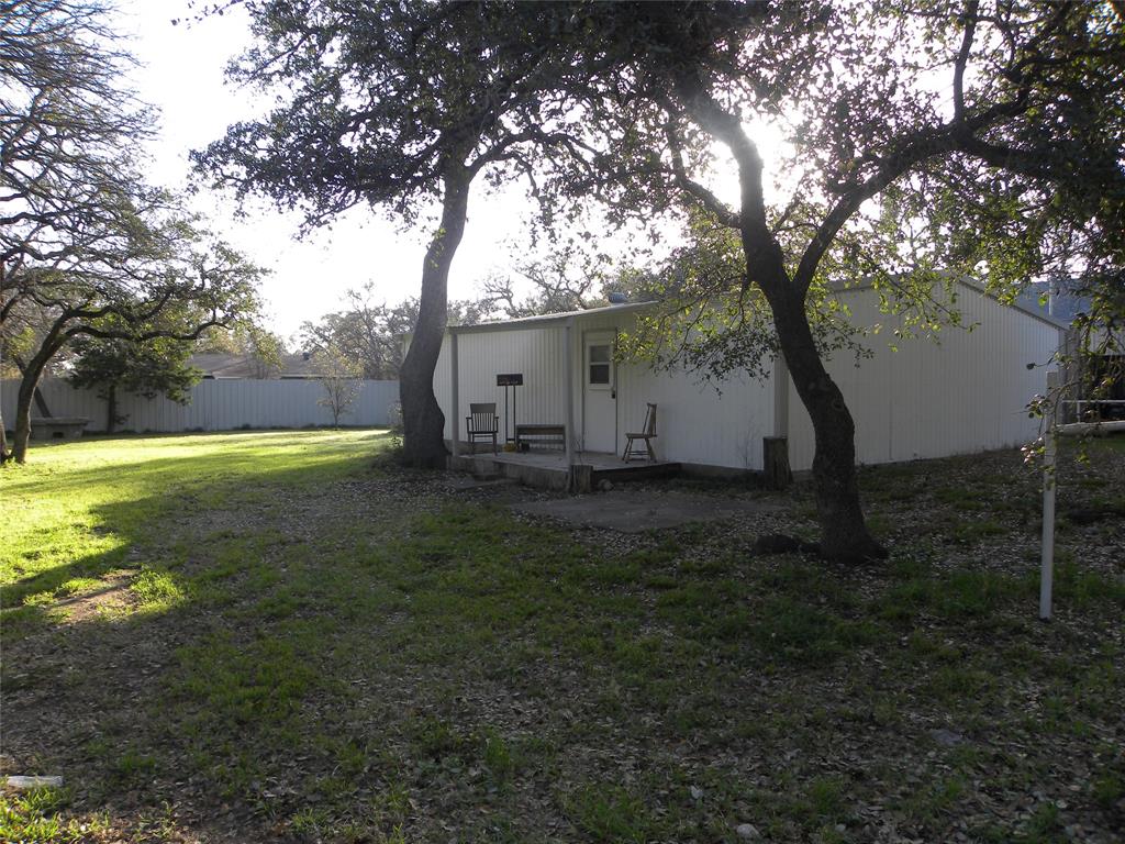 160 County Road 1709 Property Photo
