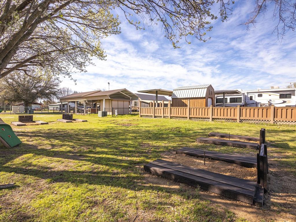 2035 Teel Trail Property Photo 6