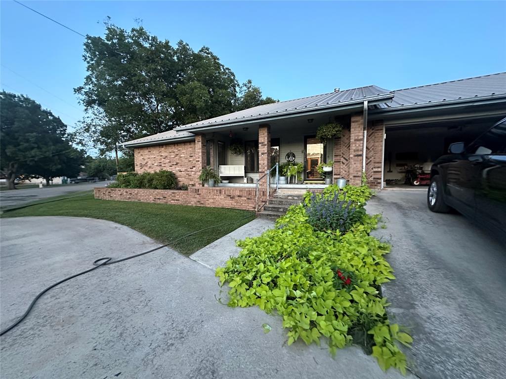 1811 Saylor Street Property Photo