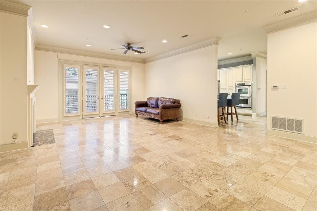 2848 Woodside Street Property Photo
