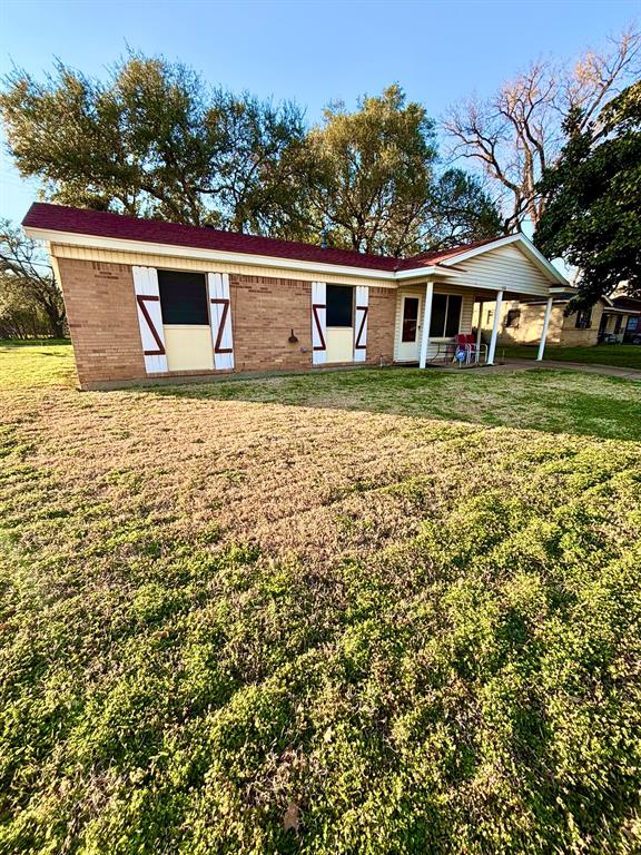 470 N Mayfair Drive Property Photo