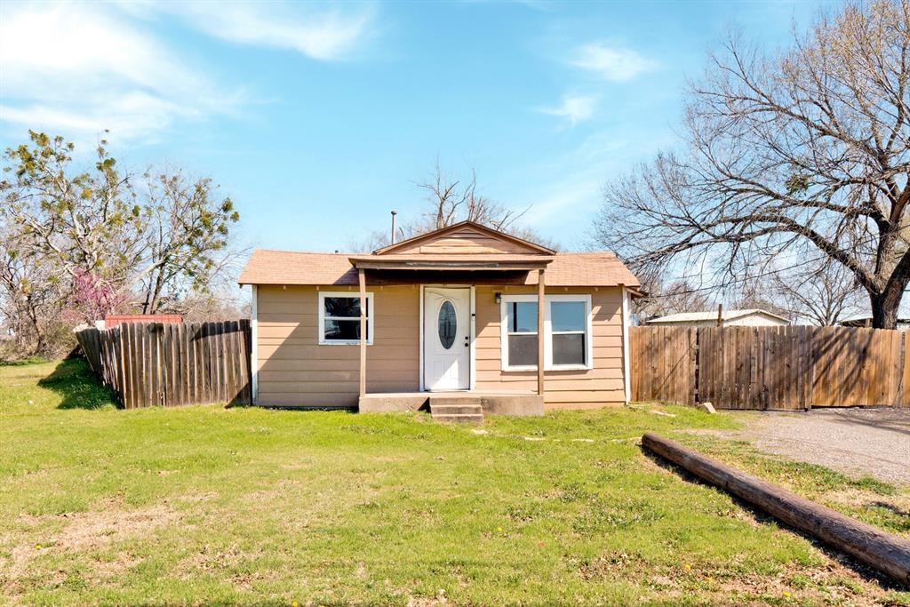 1719 E Bankhead Drive Property Photo