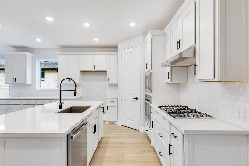 1800 Palmetto Road Property Photo