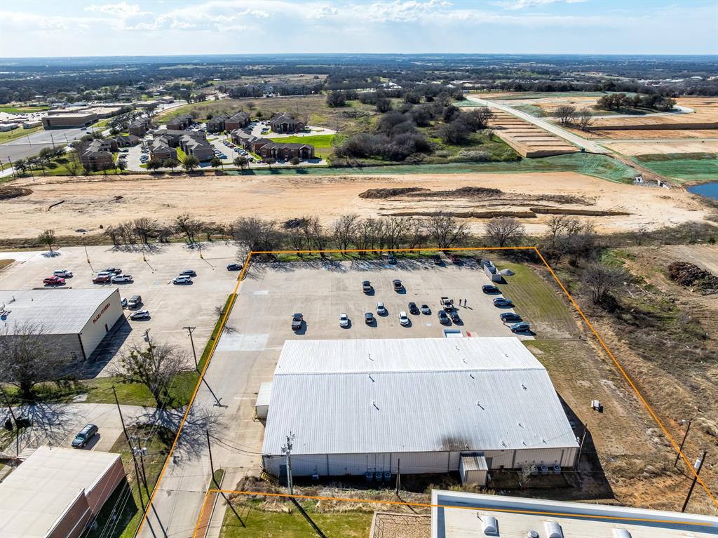 1414 S Fm 51 Property Photo 9