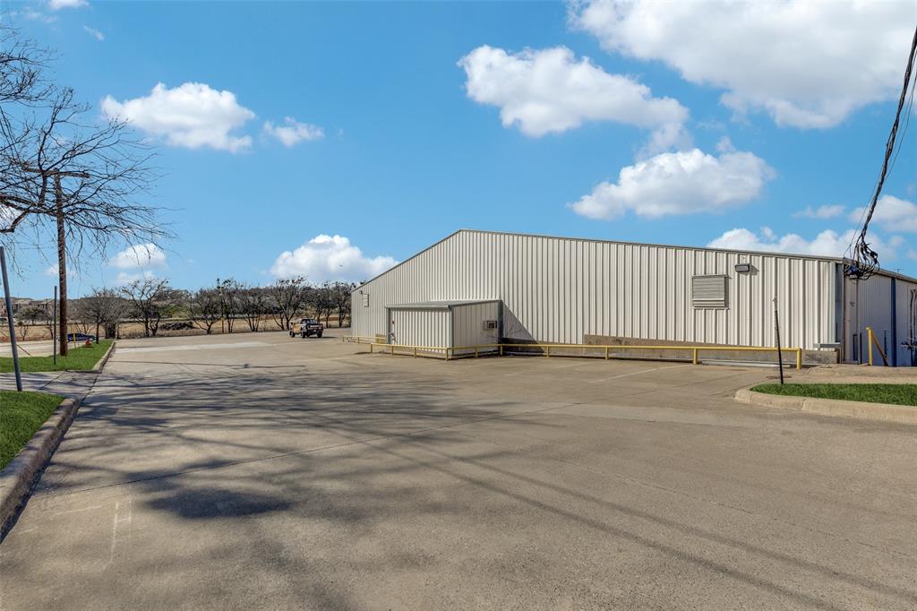 1414 S Fm 51 Property Photo 38