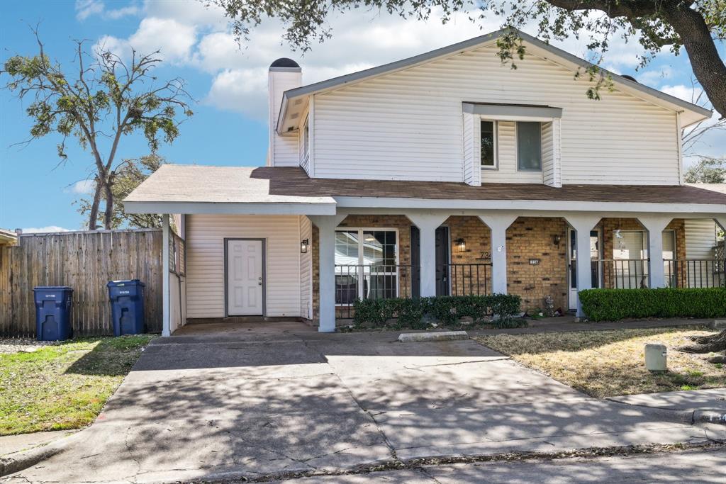 734 Ticonderoga Drive Property Photo