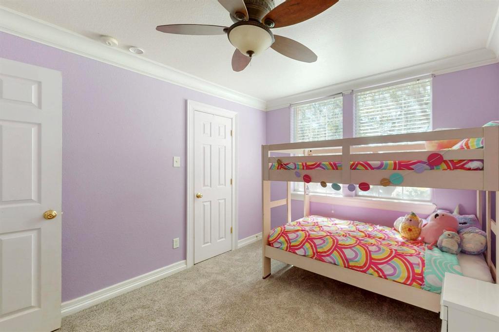 407 Clover Leaf Lane Property Photo 29