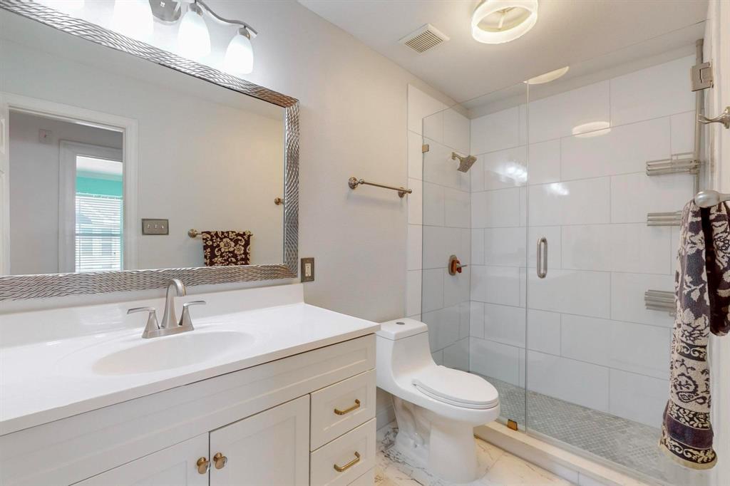 407 Clover Leaf Lane Property Photo 30