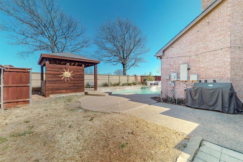 407 Clover Leaf Lane Property Photo 32