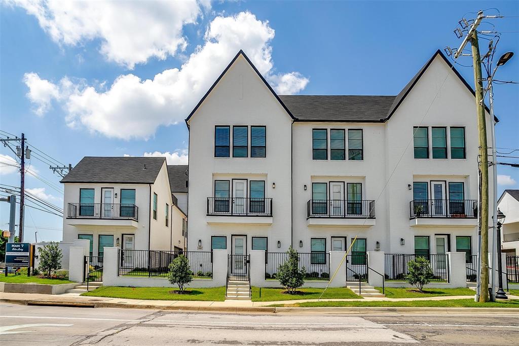 130 S Cooper Street Property Photo