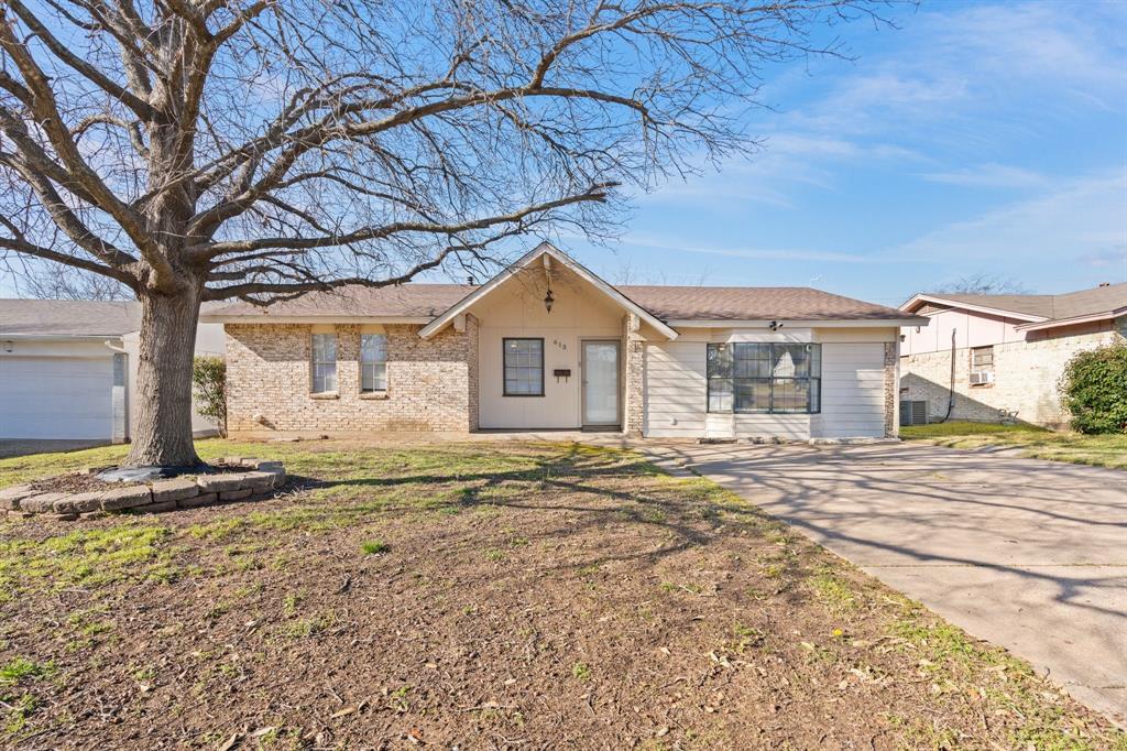 613 Newton Drive Property Photo