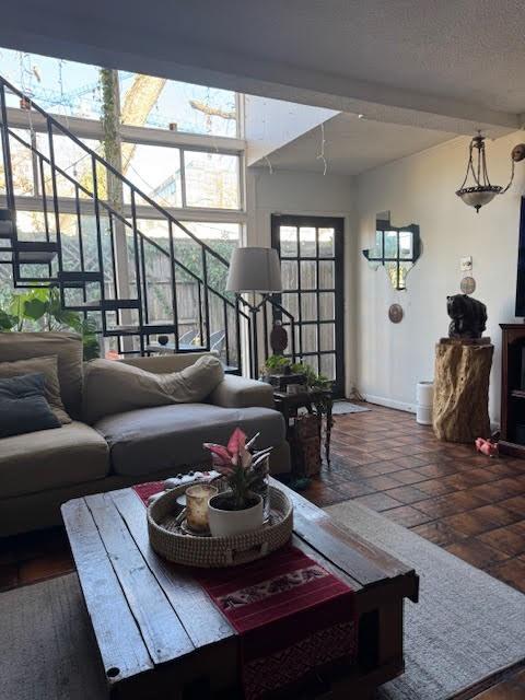 4425 Travis Street Property Photo