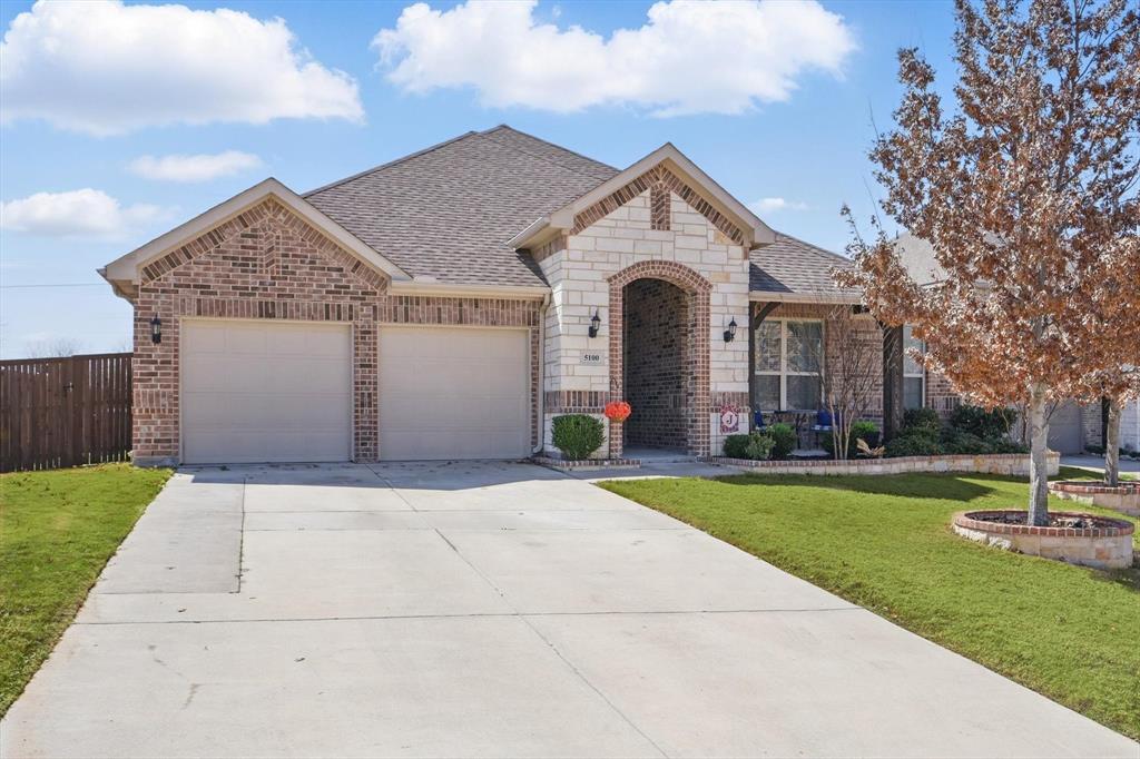 5100 Melia Drive Property Photo