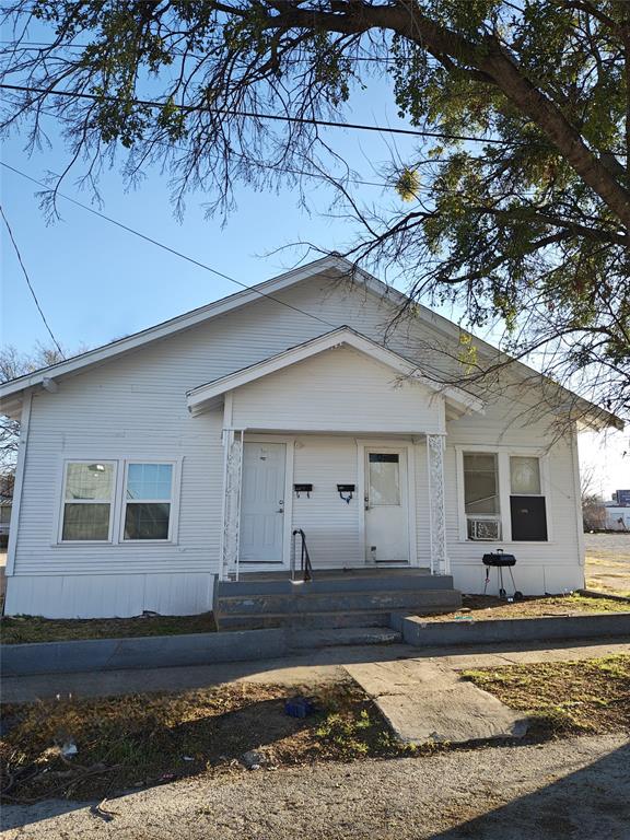 404 W Lee Street Property Photo