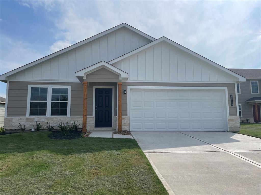 Bryan Real Estate Listings Main Image