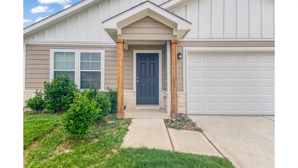6014 Crest Bridge Court