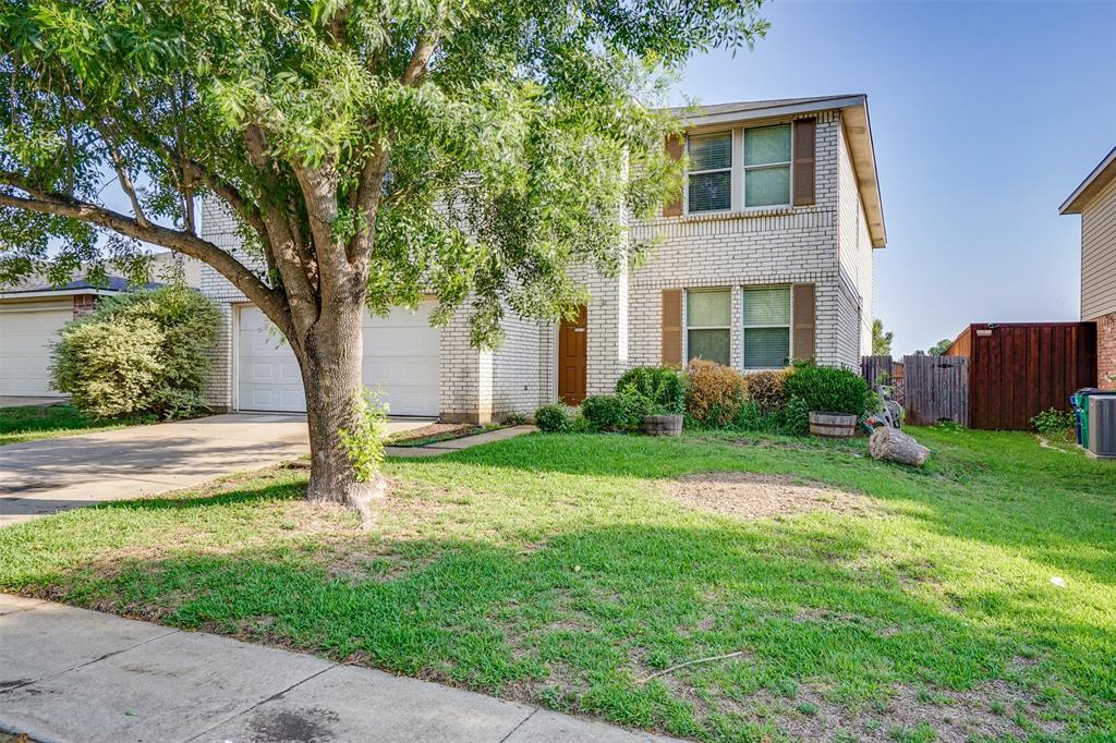 5504 Comanche Wells Drive Property Photo