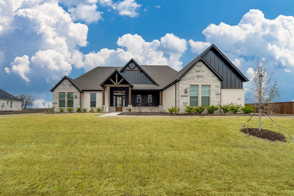 321 Motega Court Property Photo