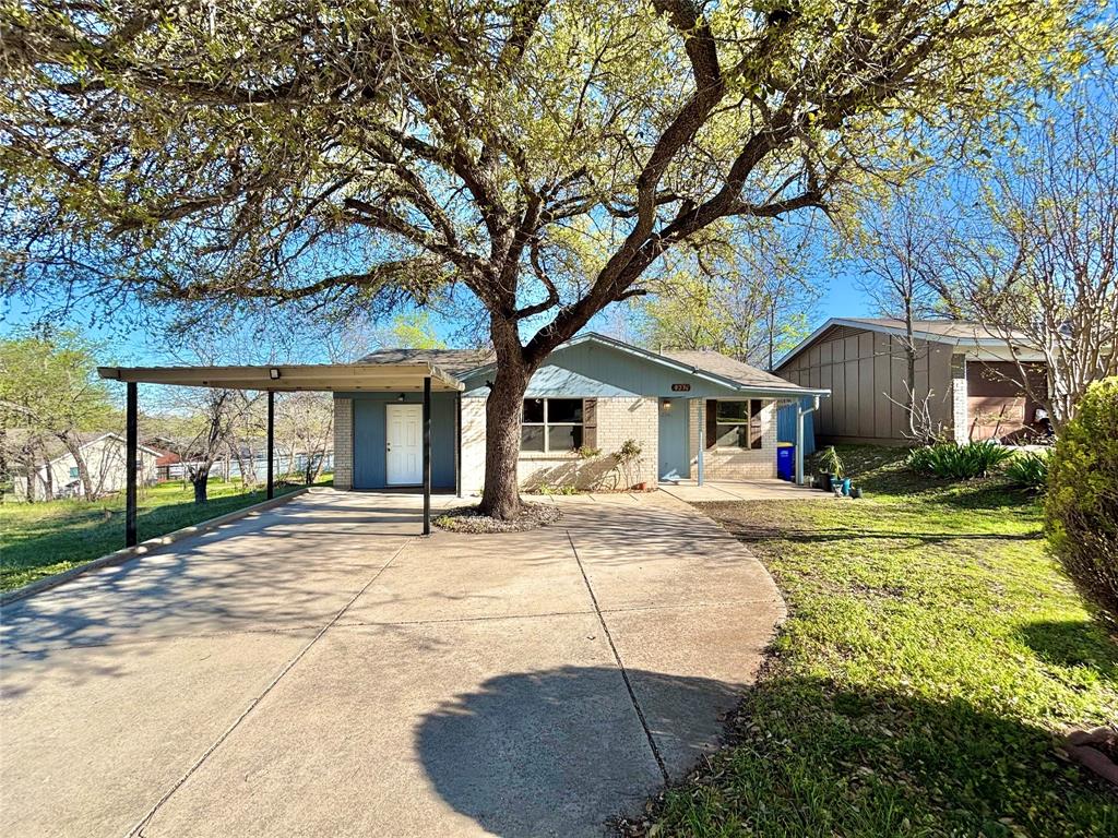 8236 Richard Street Property Photo