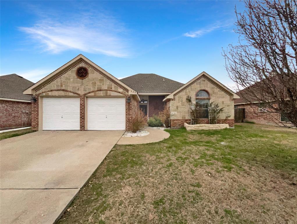 1225 Shelby Drive Property Photo