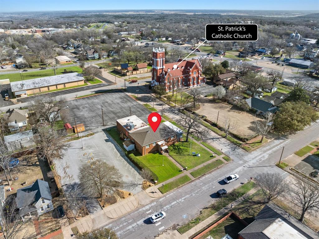 229 / 301 W Gandy Street Property Photo 26