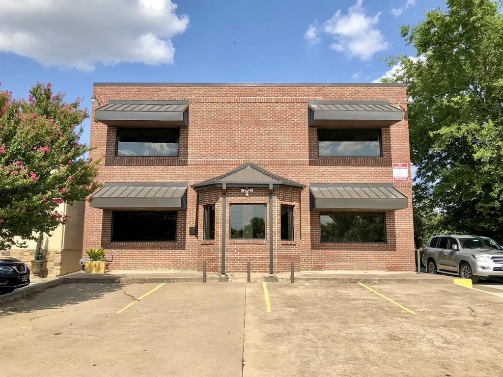 2909 Lackland Road Property Photo 1