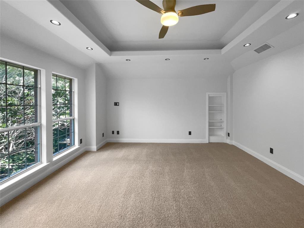 321 Beacon Hill Drive Property Photo 9