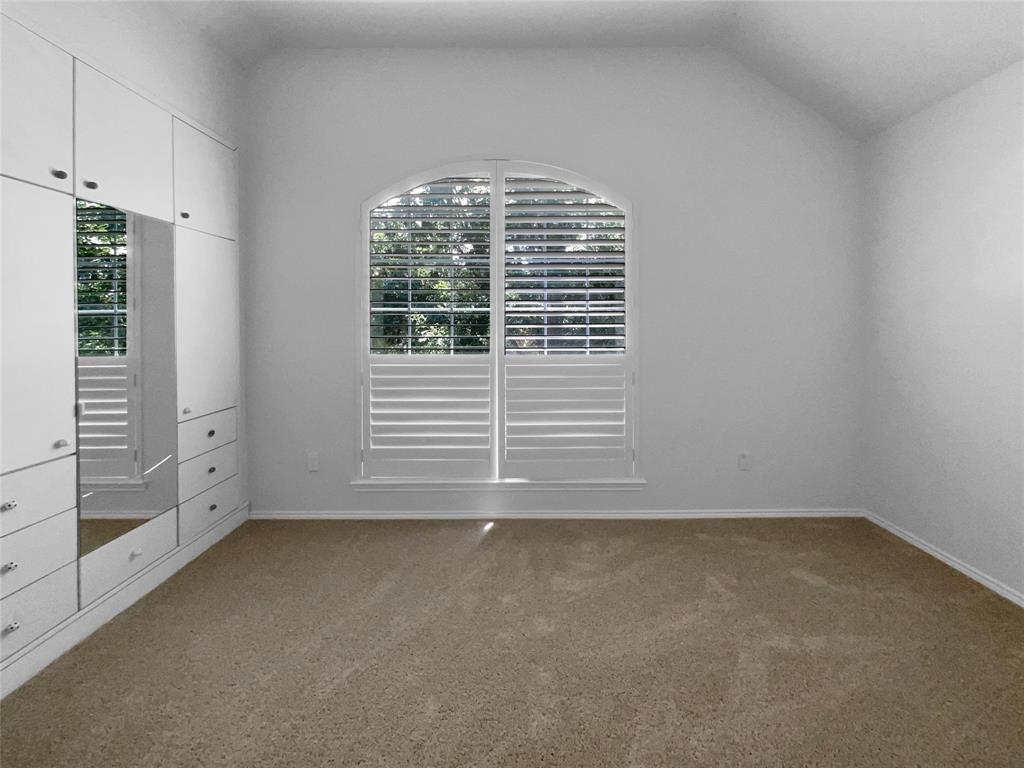 321 Beacon Hill Drive Property Photo 12