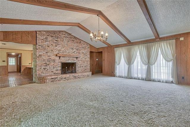 3180 E Frontier Property Photo 2