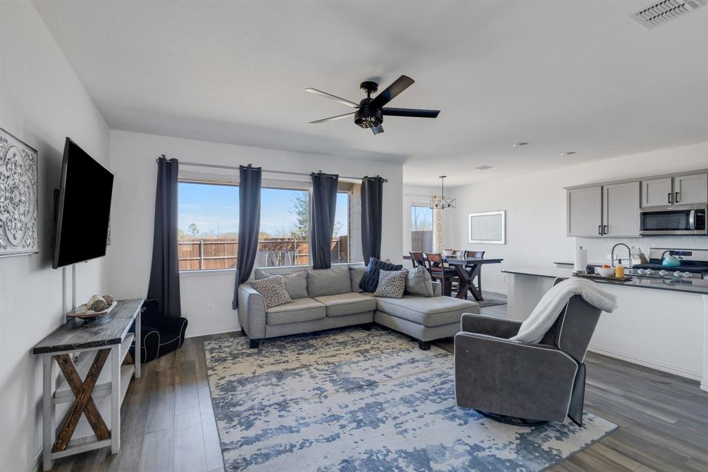 870 Sitwell Drive Property Photo