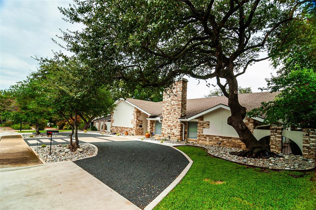 6940 Brookshire Drive Property Photo