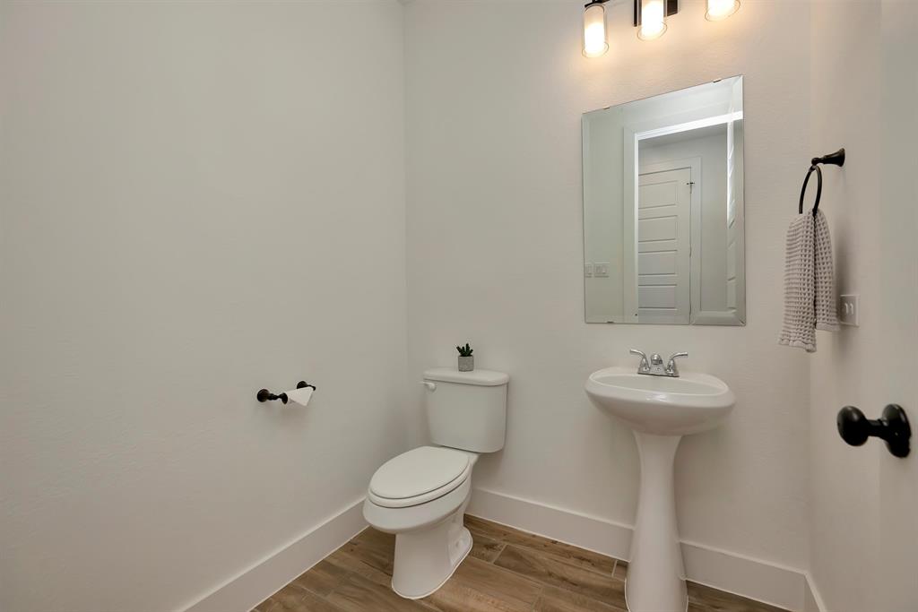 2119 Roquette Drive Property Photo 22