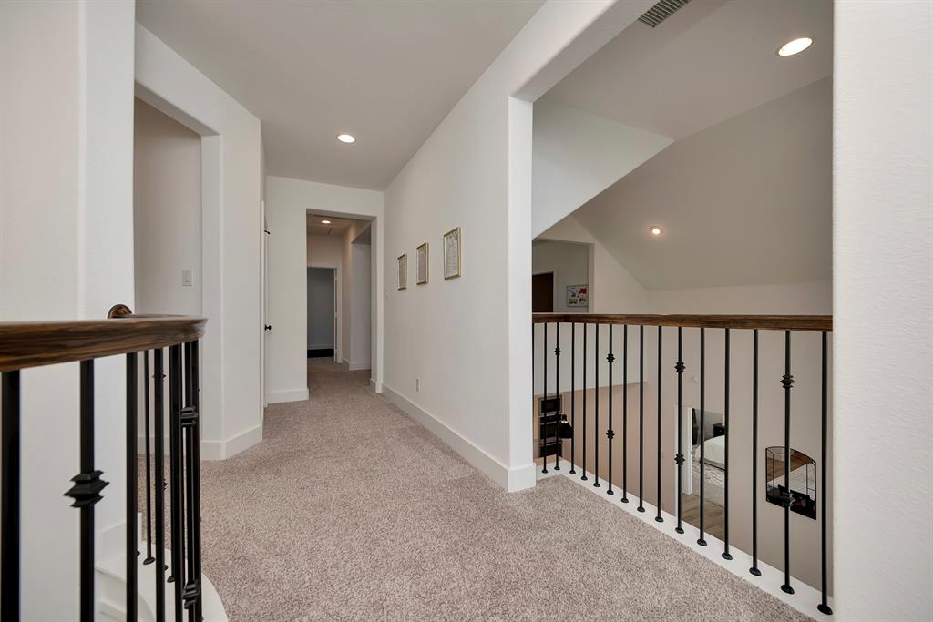 2119 Roquette Drive Property Photo 30