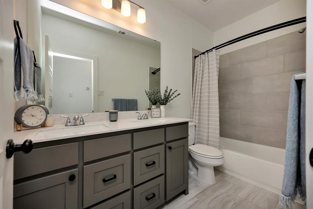 2119 Roquette Drive Property Photo 36