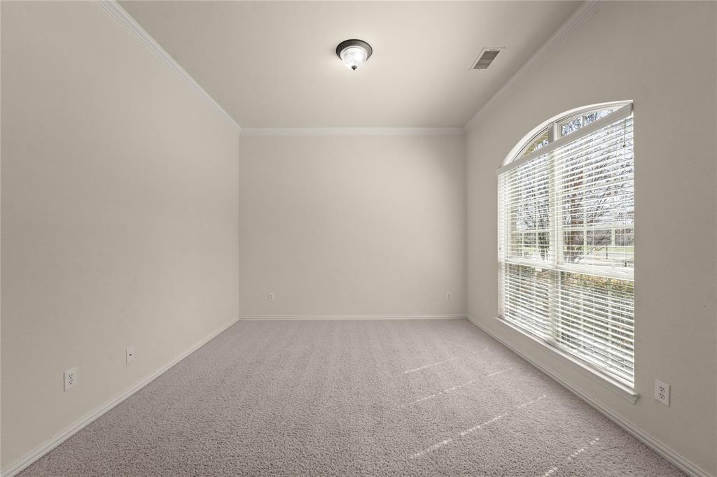 3709 Meadow Bluff Court Property Photo 4