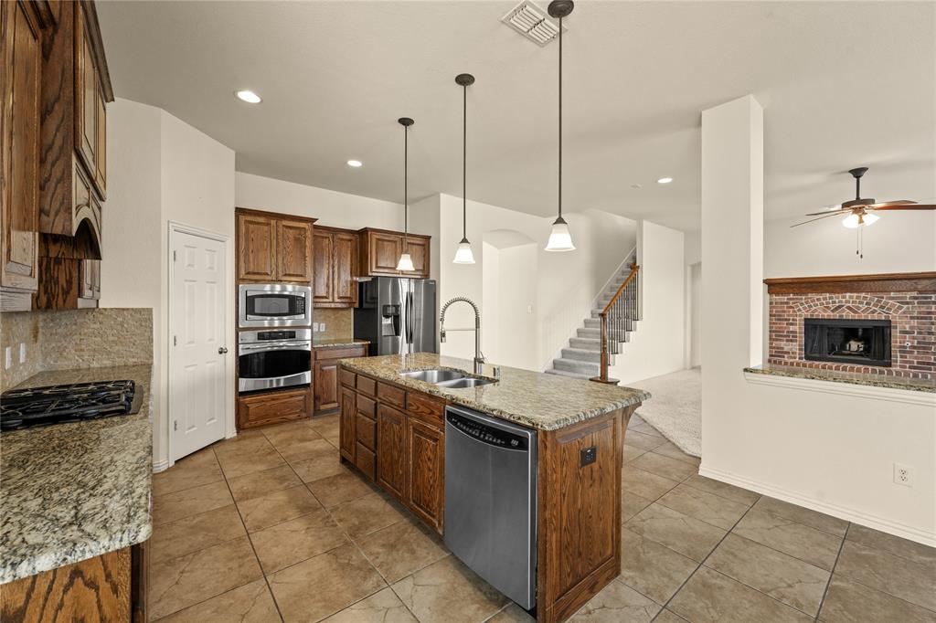 3709 Meadow Bluff Court Property Photo 13