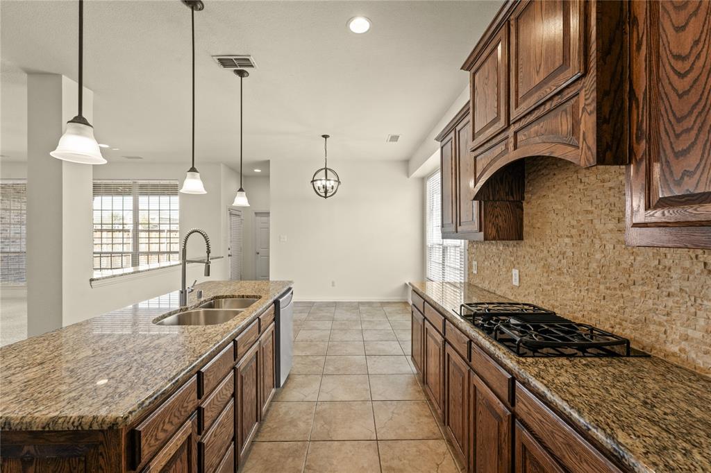 3709 Meadow Bluff Court Property Photo 14