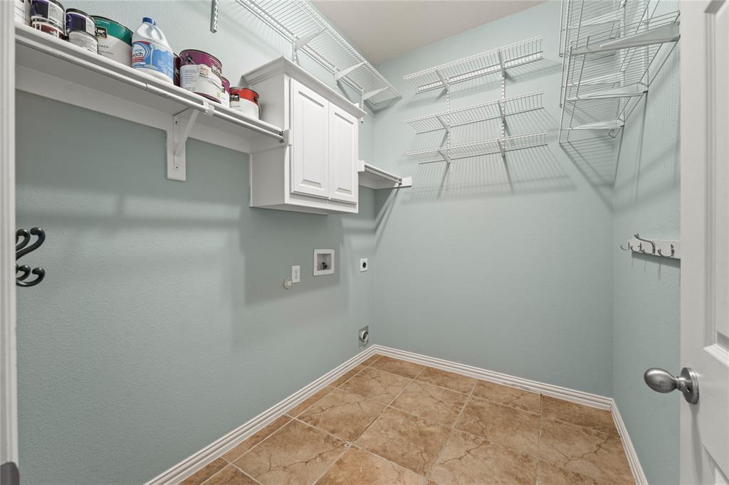 3709 Meadow Bluff Court Property Photo 16