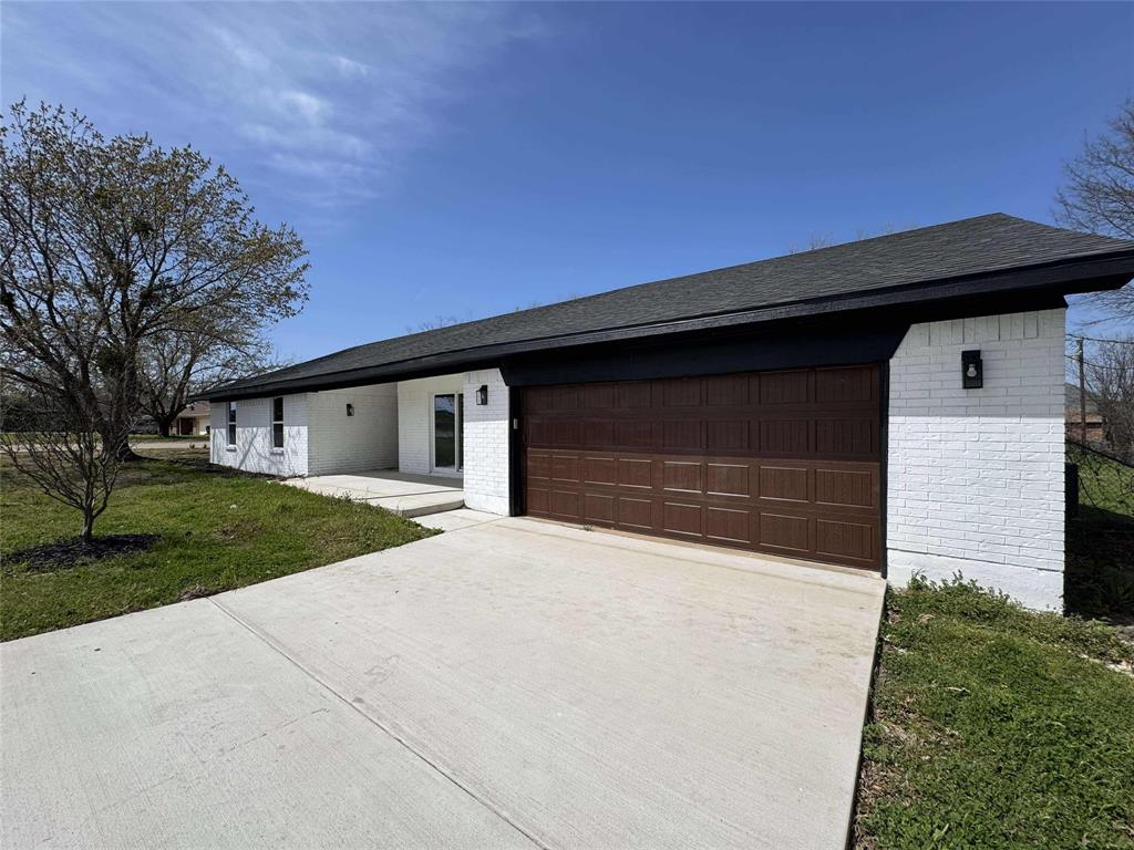 9876 Kathy Lynn Place Property Photo