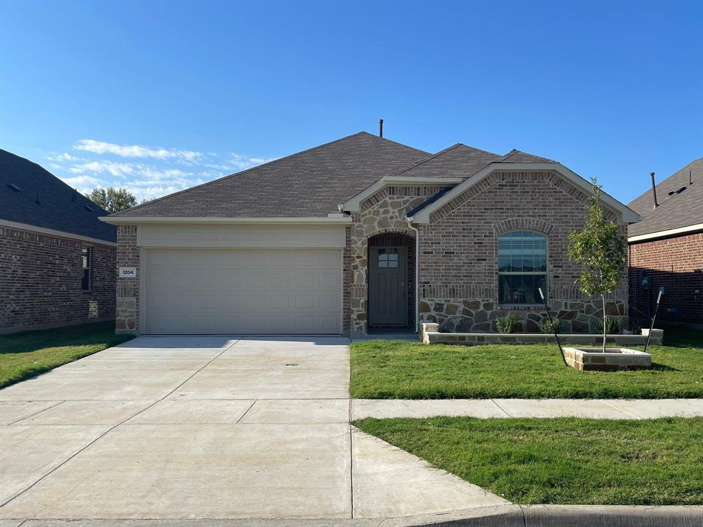 1204 Mimosa Lane Property Photo