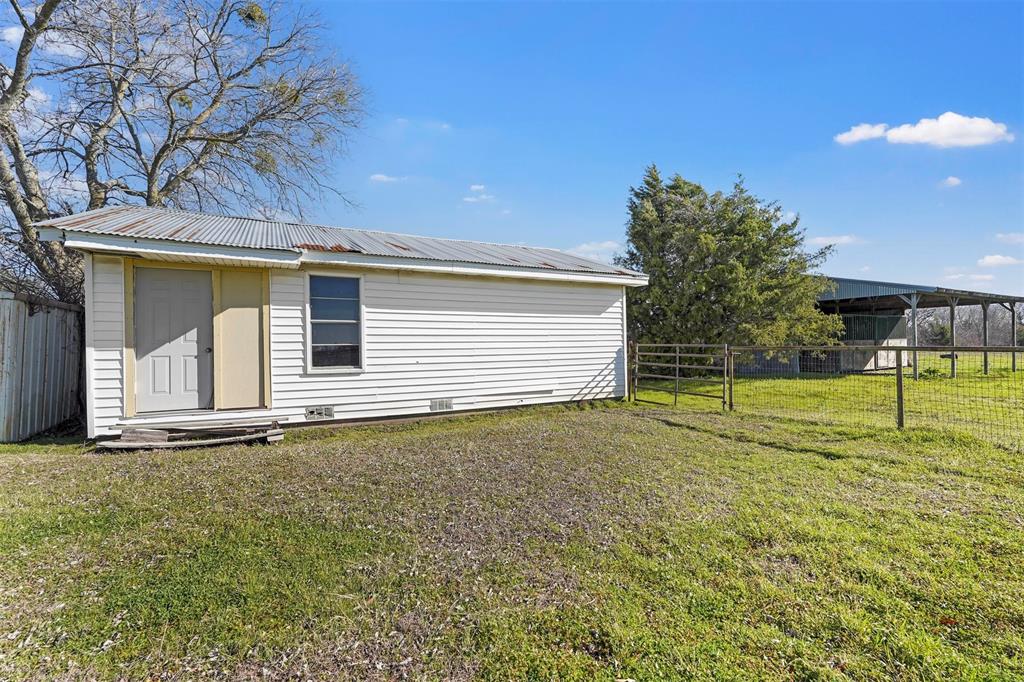 1603 State Highway 78 Property Photo 6