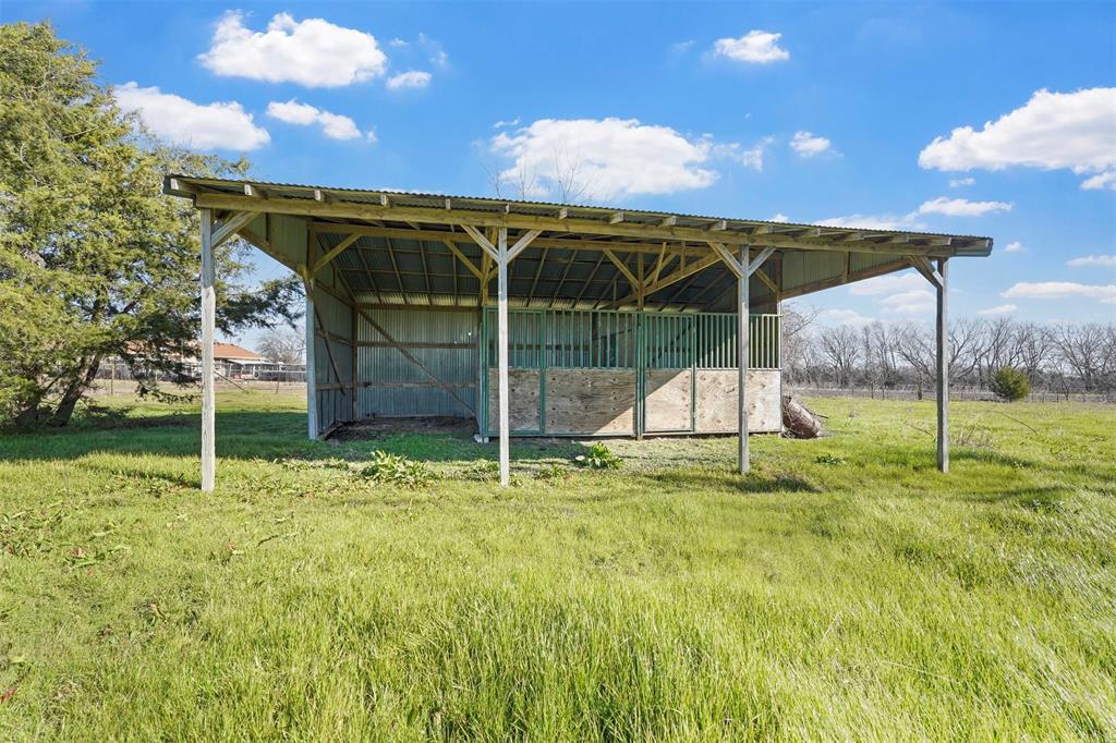 1603 State Highway 78 Property Photo 9