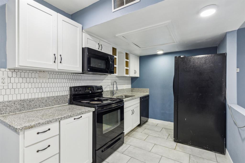 7152 Fair Oaks Avenue Property Photo